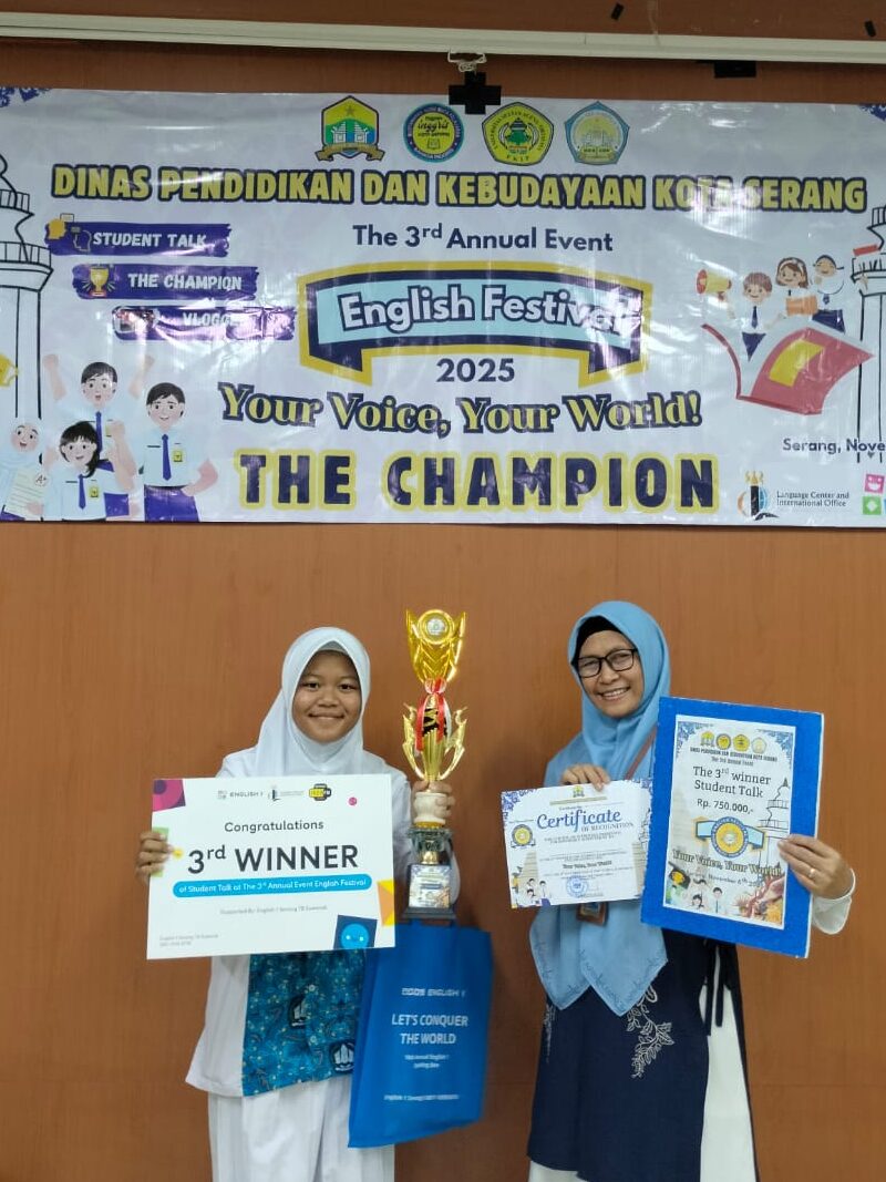 Yeay!.. Juara 3 Student Talk di English Festival 2025 Kota Serang